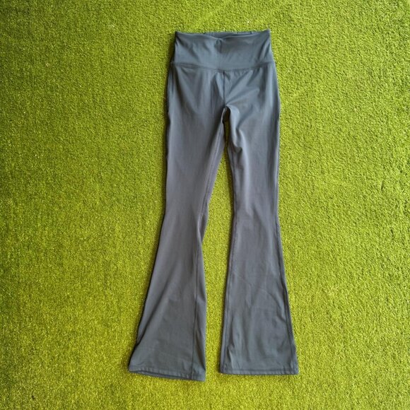 Retro Flared Leggings - Picture 1 of 4